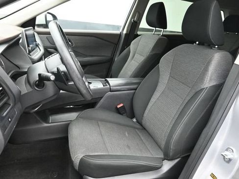 Used 2023 Nissan Rogue SV FWD image 23