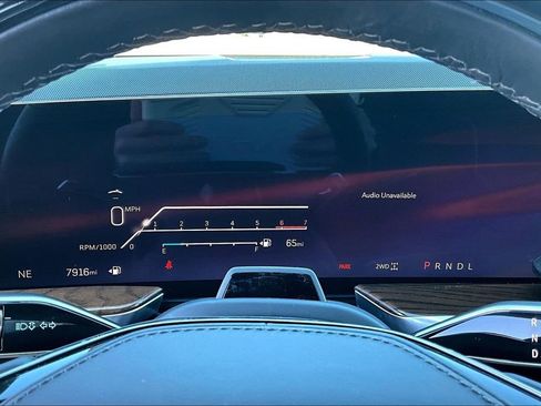 Used 2025 Cadillac Escalade Sport Platinum w/ LPO, ONYX Package image 22