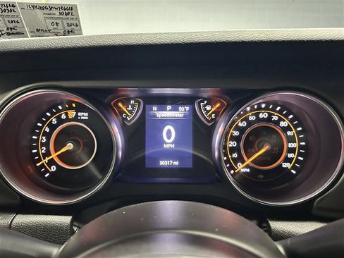 Used 2021 Jeep Wrangler Unlimited Sport image 24