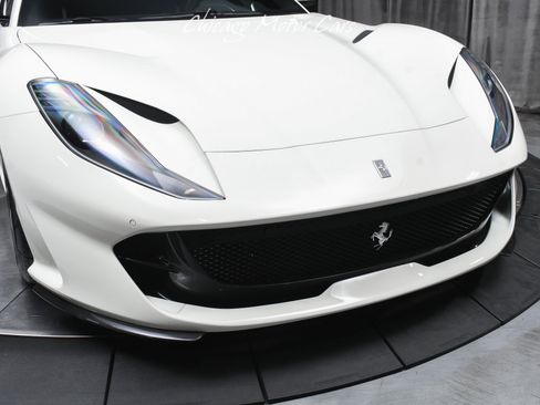 Used 2022 Ferrari 812 GTS RWD image 31