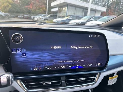 New 2026 Chevrolet Equinox EV LT image 13