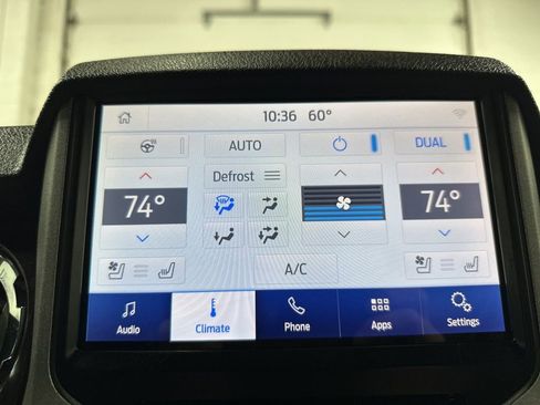 Used 2014 Ford F350 Platinum image 32