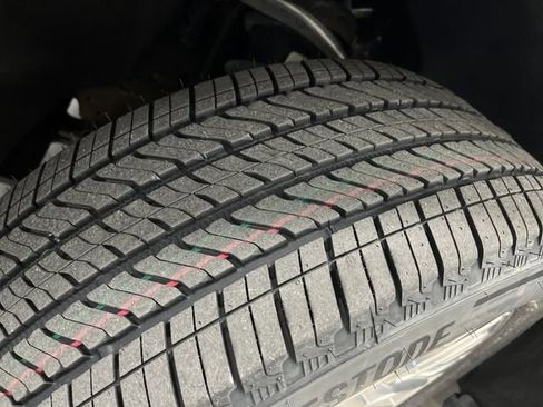 Used 2023 Chevrolet Tahoe RST w/ RST Performance Edition image 42