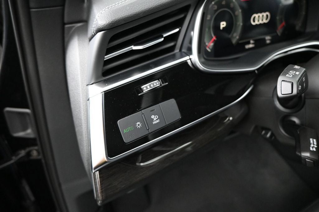 New 2026 Audi Q7 2.0T Premium AWD/4WD image 7