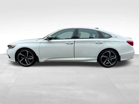 Used 2022 Honda Accord Sport image 3
