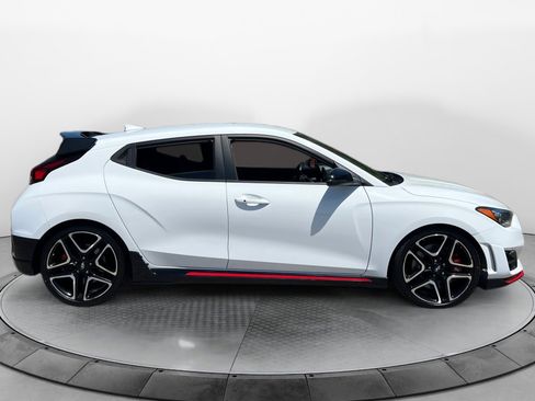 Used 2022 Hyundai Veloster N FWD image 8