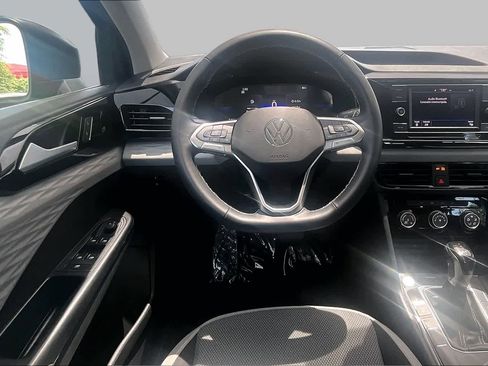 Used 2024 Volkswagen Taos S FWD image 6
