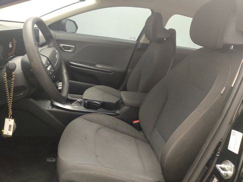 Used 2025 Kia K4 FWD image 17