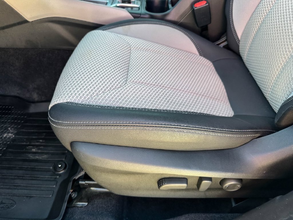 Used 2022 Subaru Forester Premium w/ Popular Package #2 AWD/4WD image 15