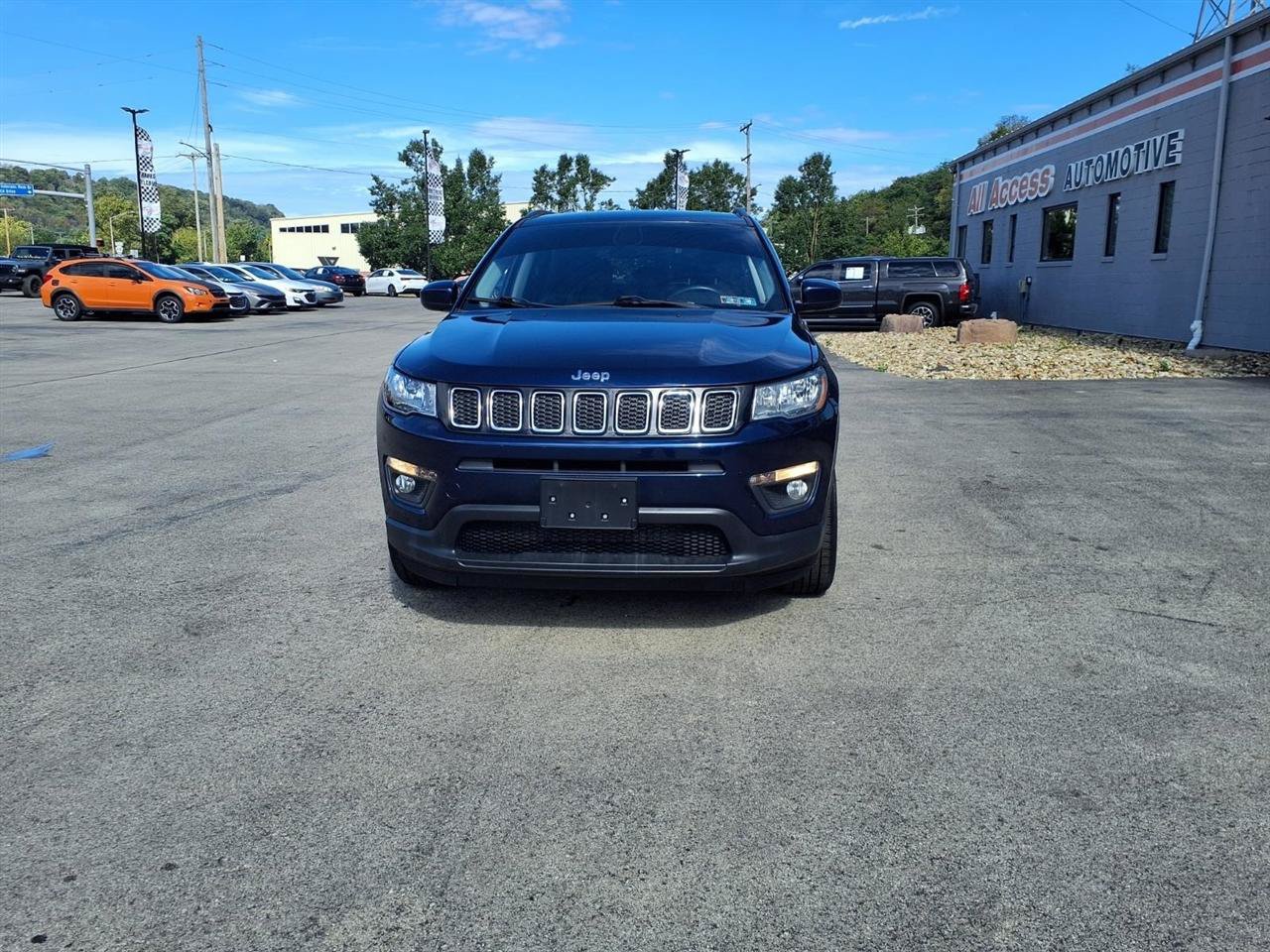 Used 2019 Jeep Compass Latitude AWD/4WD image 2