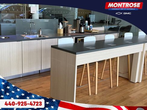 Used 2024 Chevrolet Equinox LT w/ LPO, Floor Liner Package image 43