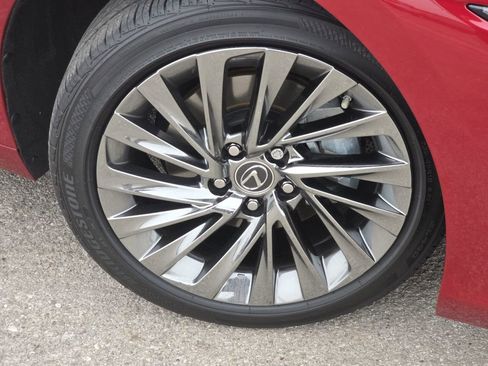 Certified 2024 Lexus ES 300h Ultra Luxury image 18