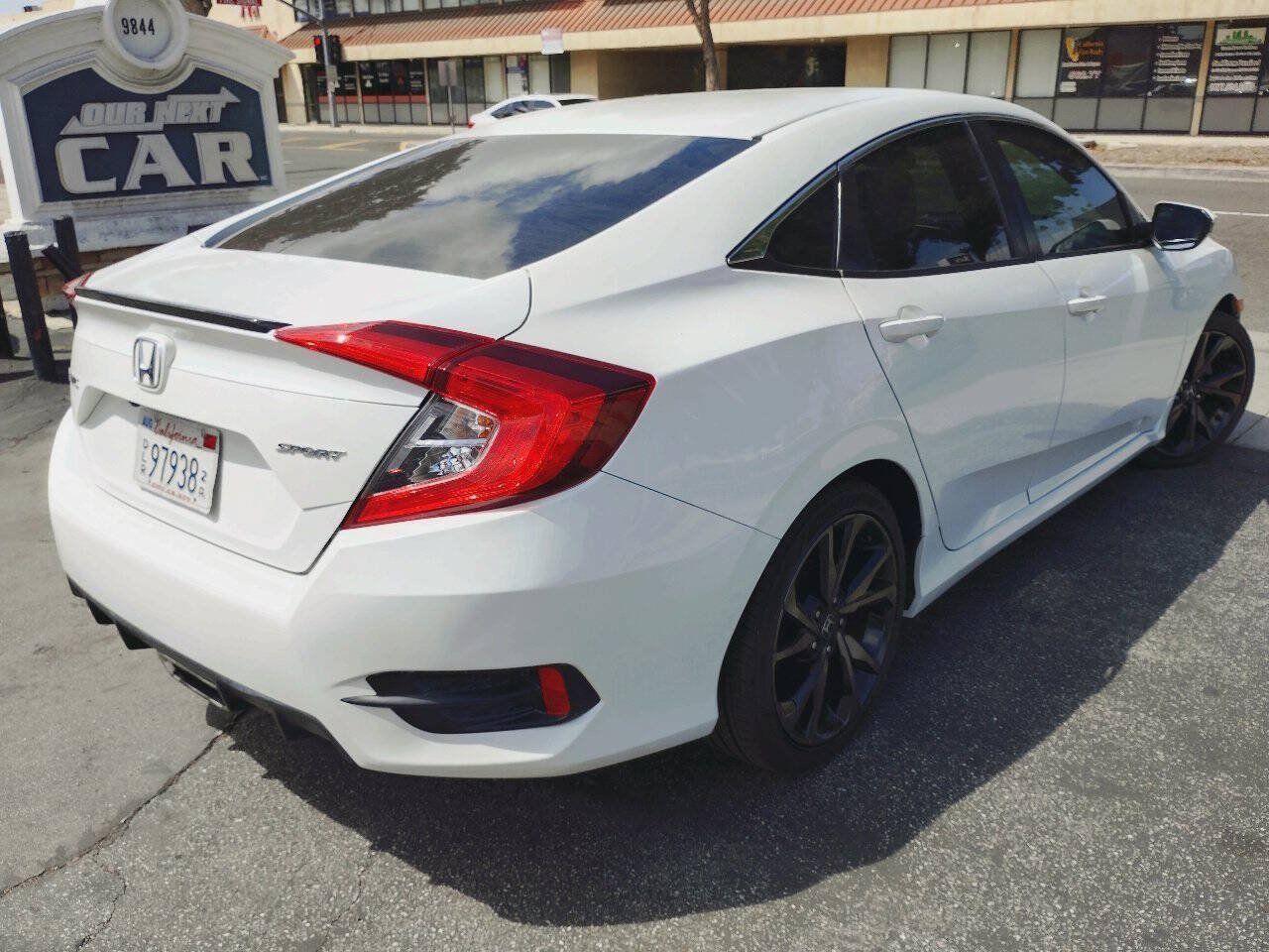 Used 2020 Honda Civic Sport image 5