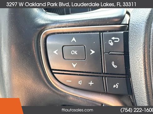 Used 2019 Lexus UX 200 w/ Premium Package FWD image 56