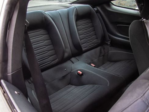 Used 2015 Ford Mustang GT RWD image 21
