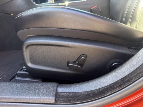 Used 2021 Chrysler 300 S image 15