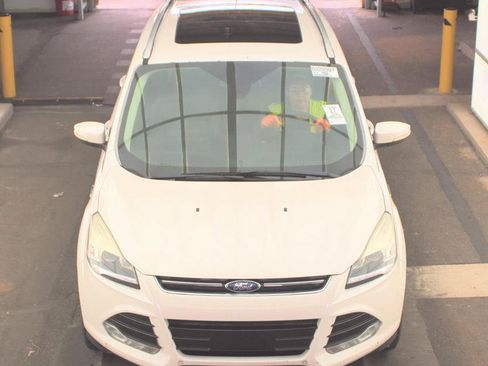 Used 2016 Ford Escape Titanium w/ Equipment Group 301A FWD image 2