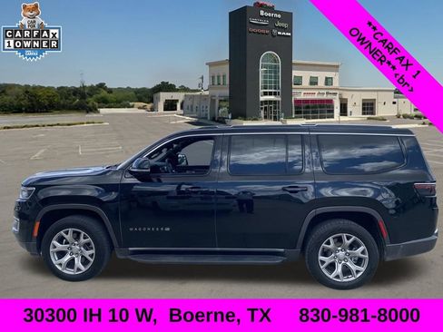 Used 2022 Jeep Wagoneer Series II AWD/4WD image 1