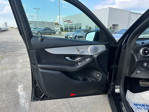 Used 2020 Mercedes-Benz GLC 300 GLC 300 image 13