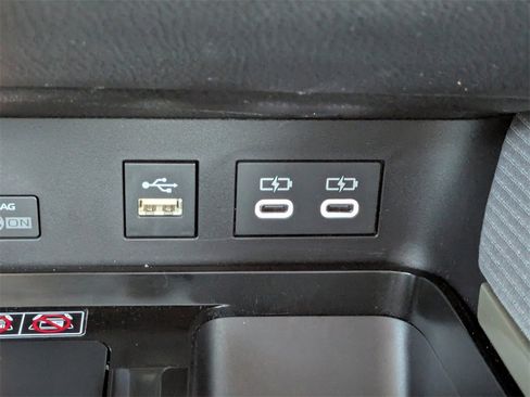 Certified 2025 Toyota Camry SE w/ Multimedia Upgrade Package image 23