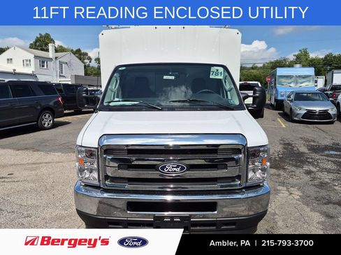New 2027 Ford E-350 and Econoline 350 Super Duty w/ Power Equipment Group RWD image 3