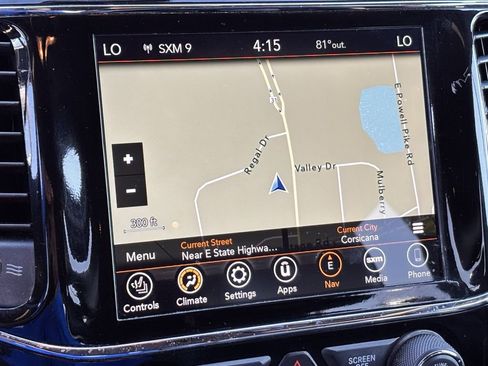 Used 2019 Jeep Grand Cherokee Altitude image 17