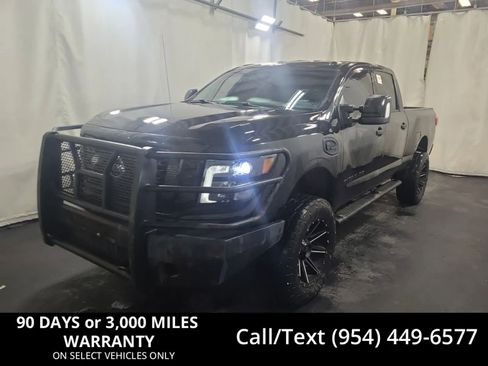 Used 2018 Nissan Titan SL w/ Midnight Edition AWD/4WD image 1