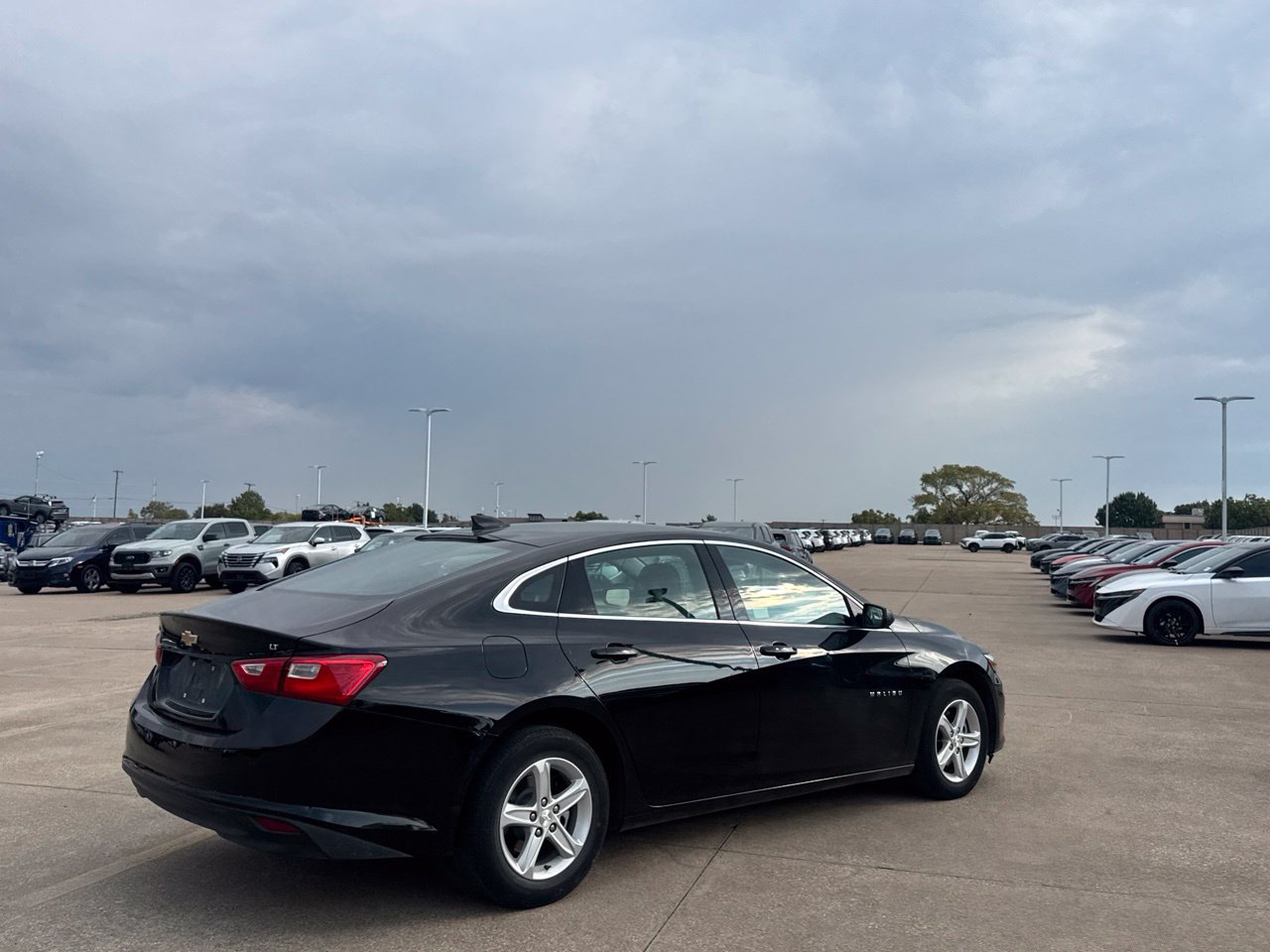 Used 2025 Chevrolet Malibu LT FWD image 23