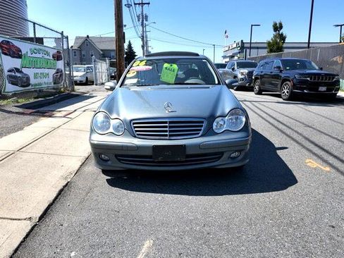 Used 2006 Mercedes-Benz C 280 4MATIC Sedan w/ Sunroof Pkg image 3