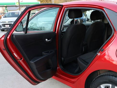 Used 2020 Kia Rio S w/ Technology Package image 16