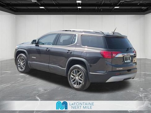 Used 2017 GMC Acadia SLT FWD image 3