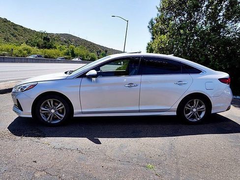 Used 2018 Hyundai Sonata Limited FWD image 7