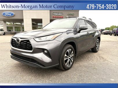 Used 2020 Toyota Highlander XLE
