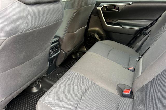 Certified 2024 Toyota RAV4 LE AWD/4WD image 4