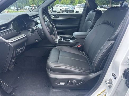 New 2026 Jeep Grand Cherokee Limited AWD/4WD image 9
