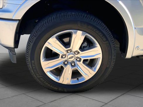 Used 2020 Ford F150 Platinum w/ Equipment Group 701A Luxury AWD/4WD image 10