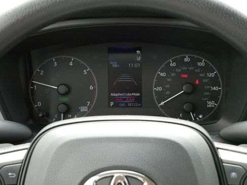 Certified 2025 Toyota Corolla LE FWD image 21