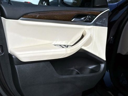 Used 2021 BMW X3 sDrive30i image 17