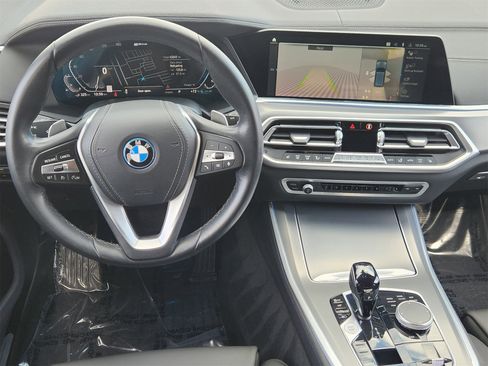 Used 2022 BMW X5 xDrive45e w/ Premium Package image 27