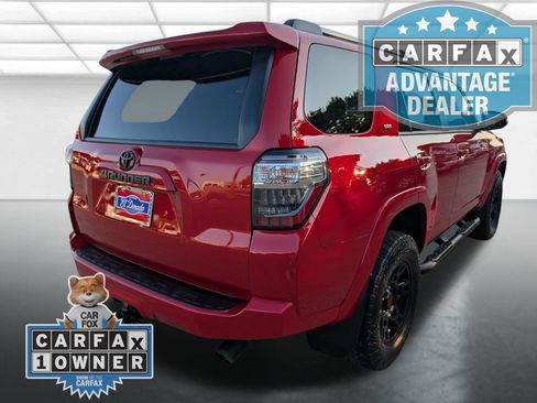 Used 2023 Toyota 4Runner SR5 Premium w/ Moonroof Package AWD/4WD image 30