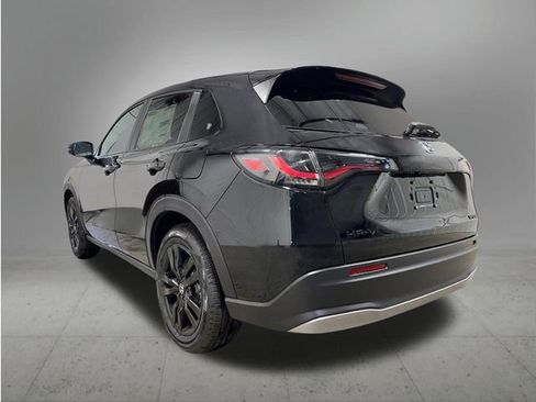 New 2027 Honda HR-V Sport image 3