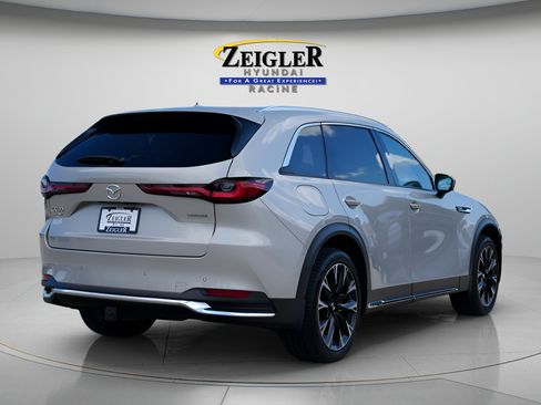 Used 2024 MAZDA CX-90 Plug-In Hybrid w/ Premium Plus AWD/4WD image 7