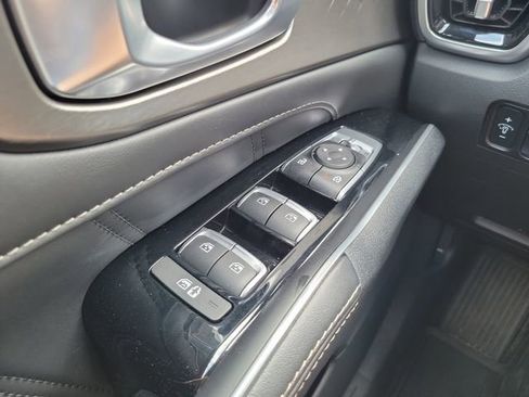 Certified 2022 Kia Sorento SX AWD/4WD image 30