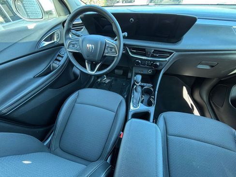 Used 2025 Buick Encore GX Preferred image 39