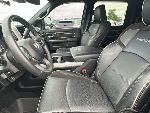 Used 2024 RAM 3500 Laramie w/ Night Edition image 9