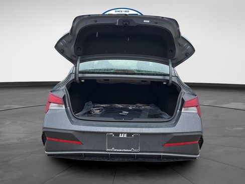 New 2026 Hyundai Elantra Sport FWD image 20