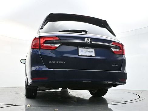 Used 2024 Honda Odyssey Elite image 48