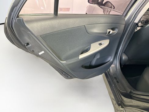 Used 2010 Toyota Corolla S FWD image 23