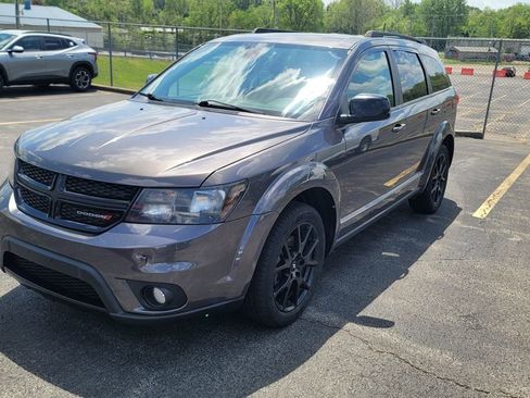 Used 2019 Dodge Journey GT w/ Blacktop Package AWD/4WD image 2