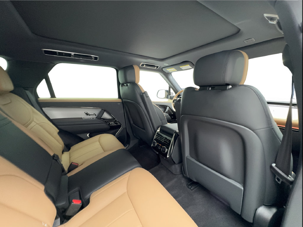 Used 2023 Land Rover Range Rover Sport SE Dynamic AWD/4WD image 29